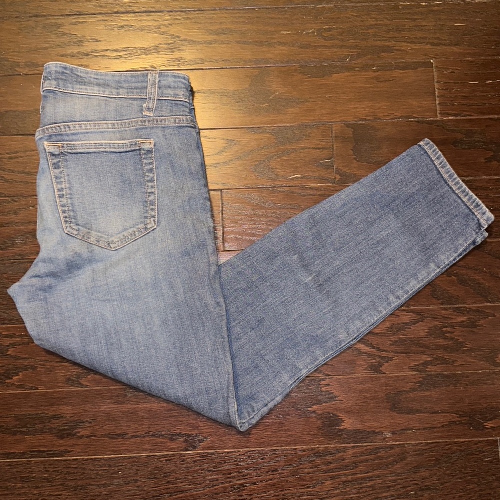 Joe’s Jeans WILD Cropped Ankle Cigarette Jeans in Tibbie - size 29